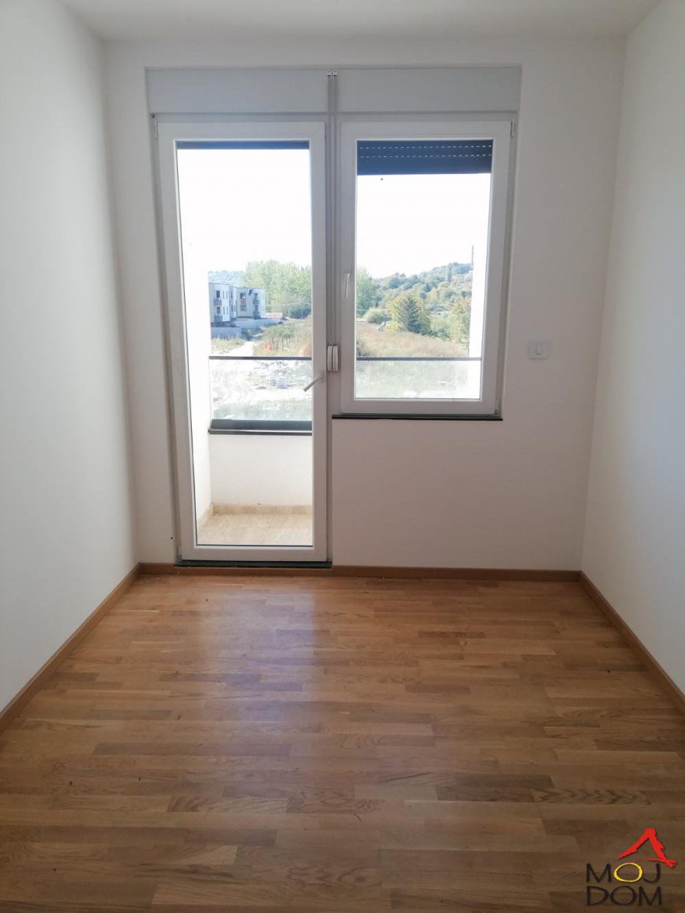Slika 8 - Stan,PETROVARADIN,MIŠELUK,kv: 84, € 161950, ID: 1029058