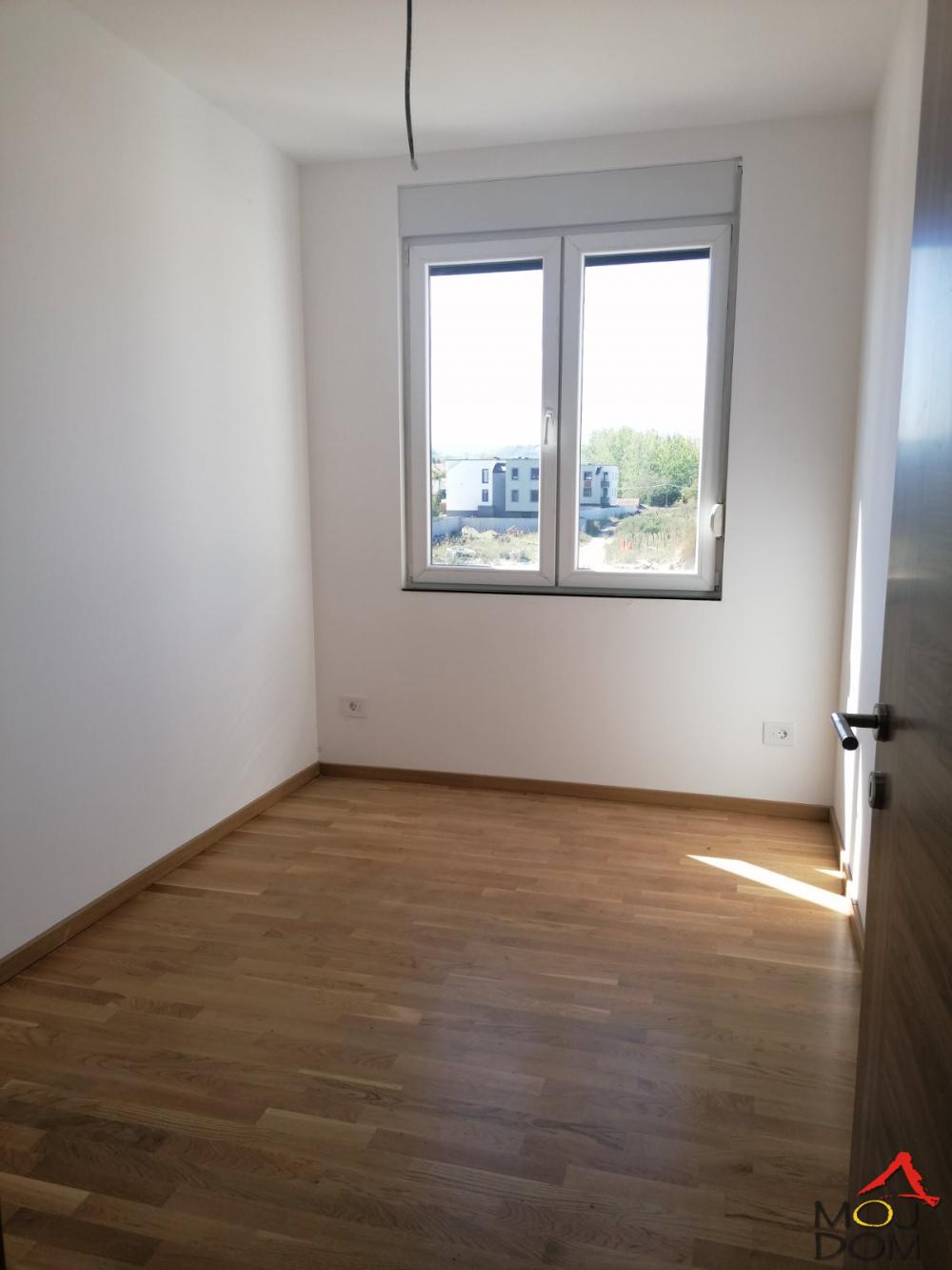 Slika 10 - Stan,PETROVARADIN,MIŠELUK,kv: 84, € 161950, ID: 1029058