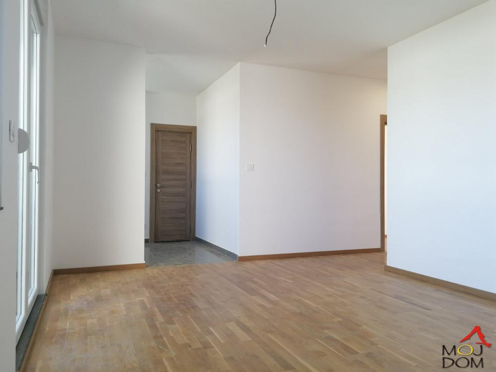 Slika 1 - Stan,PETROVARADIN,MIŠELUK,kv: 84, € 161950, ID: 1029058