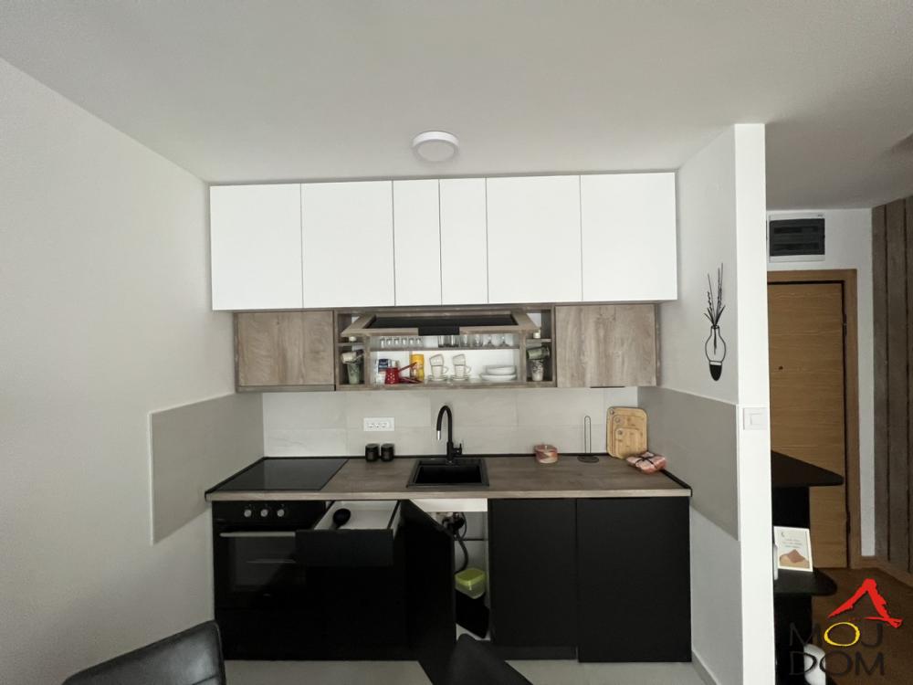 Slika 6 - Stan,NOVI SAD,ROTKVARIJA,kv: 48, € 192700, ID: 1029023