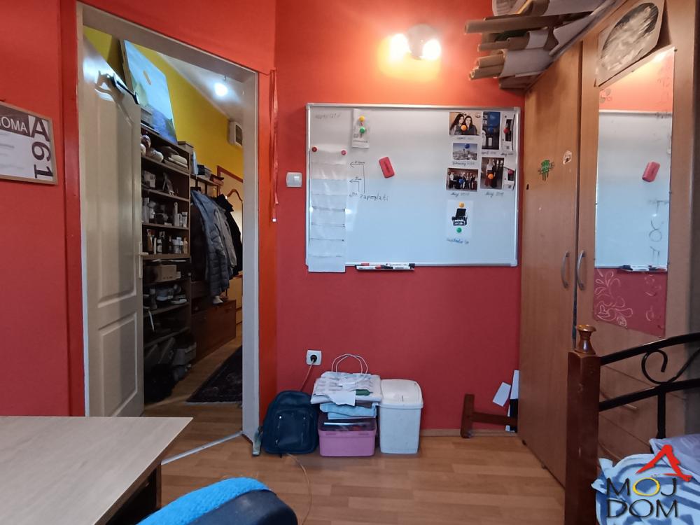 Slika 3 - Stan,NOVI SAD,TELEP,kv: 28, € 77000, ID: 1028792