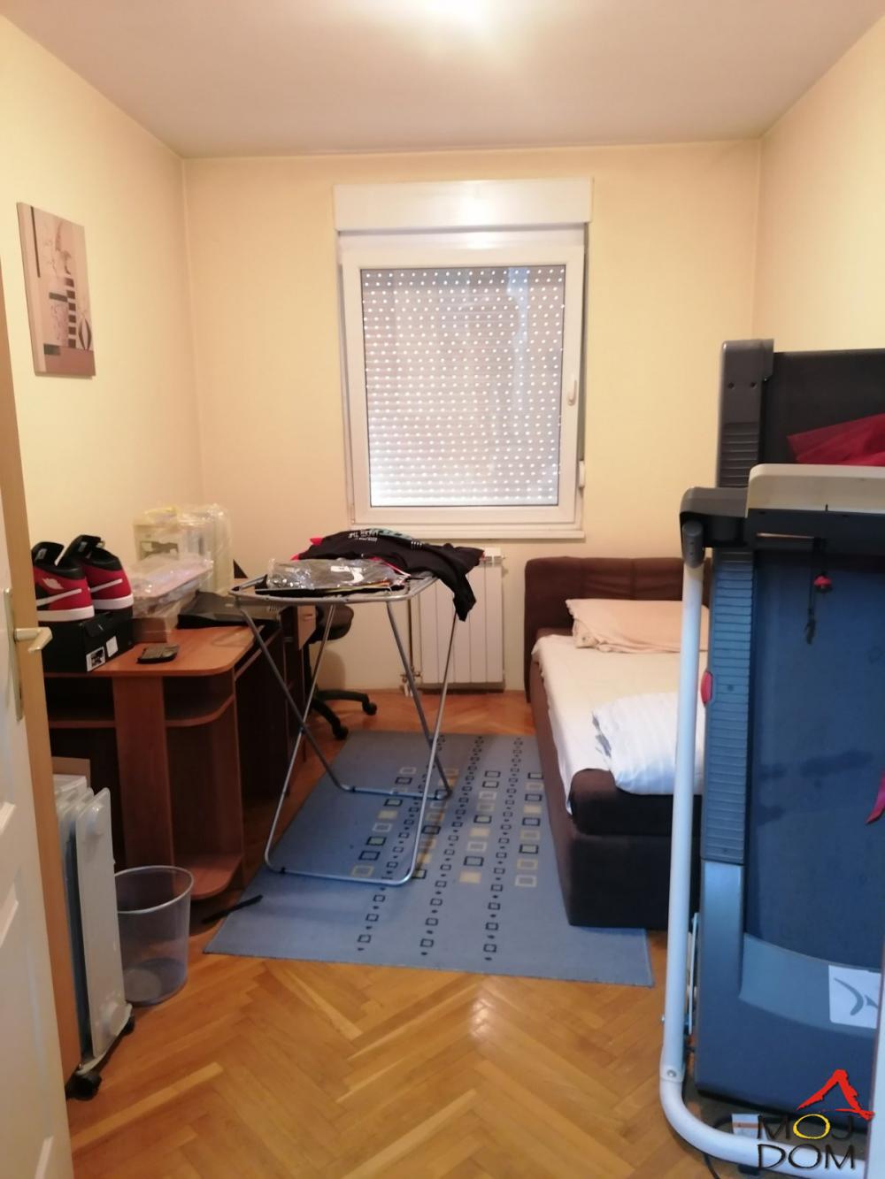 Slika 9 - Stan,NOVI SAD,BULEVAR,kv: 90, € 241000, ID: 1028419