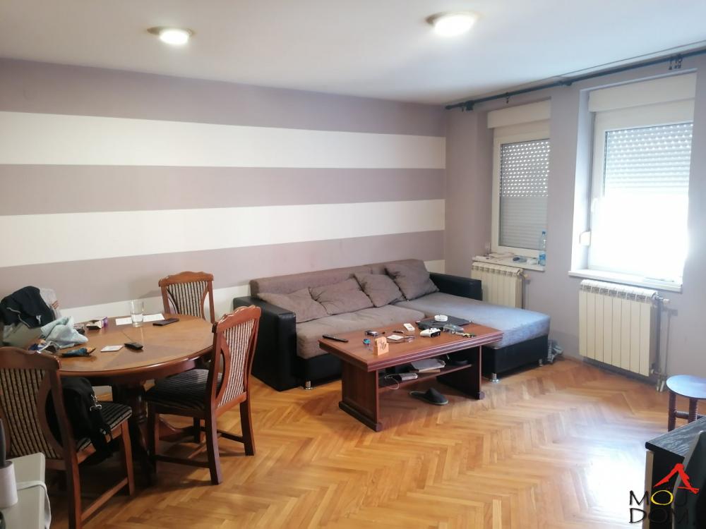 Slika 1 - Stan,NOVI SAD,BULEVAR,kv: 90, € 241000, ID: 1028419