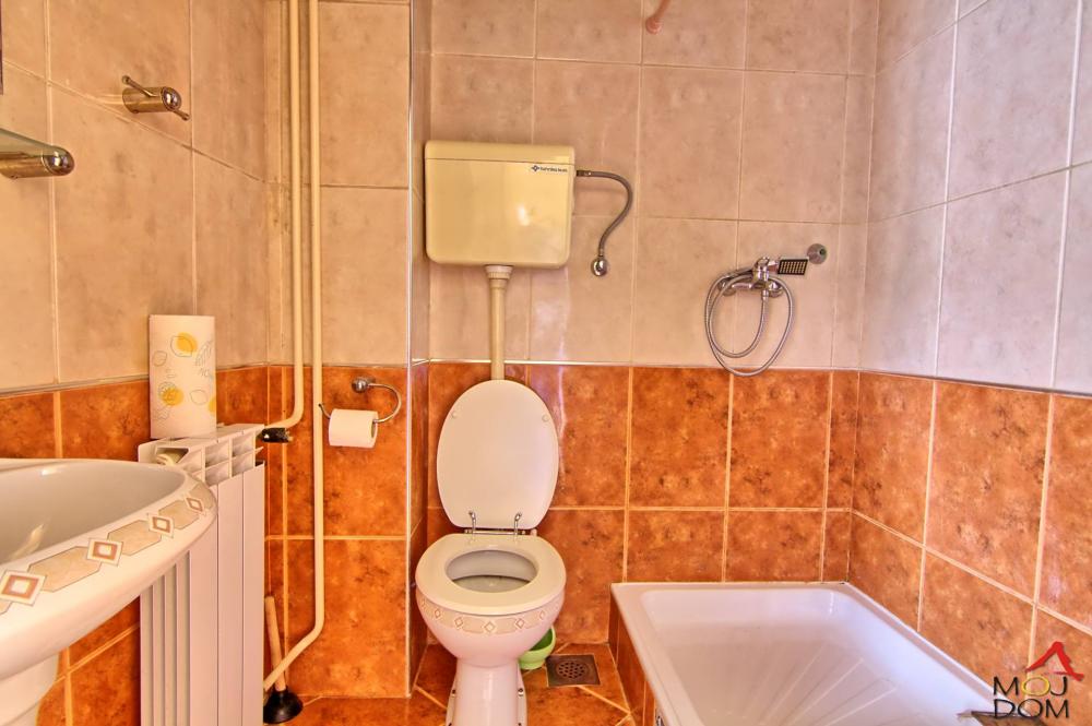 Slika 2 - Stan,NOVI SAD,GRBAVICA,kv: 21, € 82400, ID: 1028820