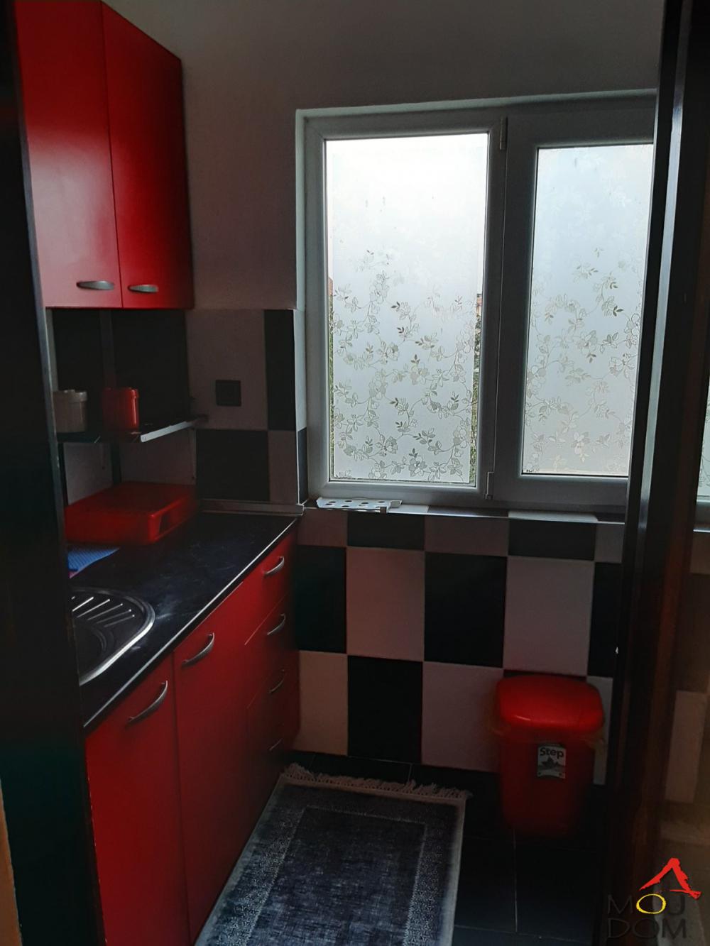 Slika 4 - Stan,NOVI SAD,TELEP,kv: 37, € 76220, ID: 1027450