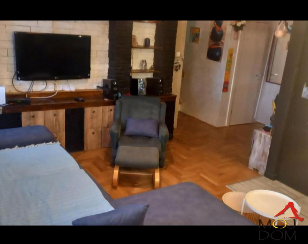 Slika 2 - Stan,NOVI SAD,BULEVAR EVROPE,kv: 70, € 185400, ID: 1020667