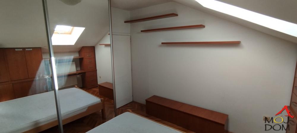 Slika 3 - Stan,NOVI SAD,CENTAR,kv: 53, € 159650, ID: 1028157