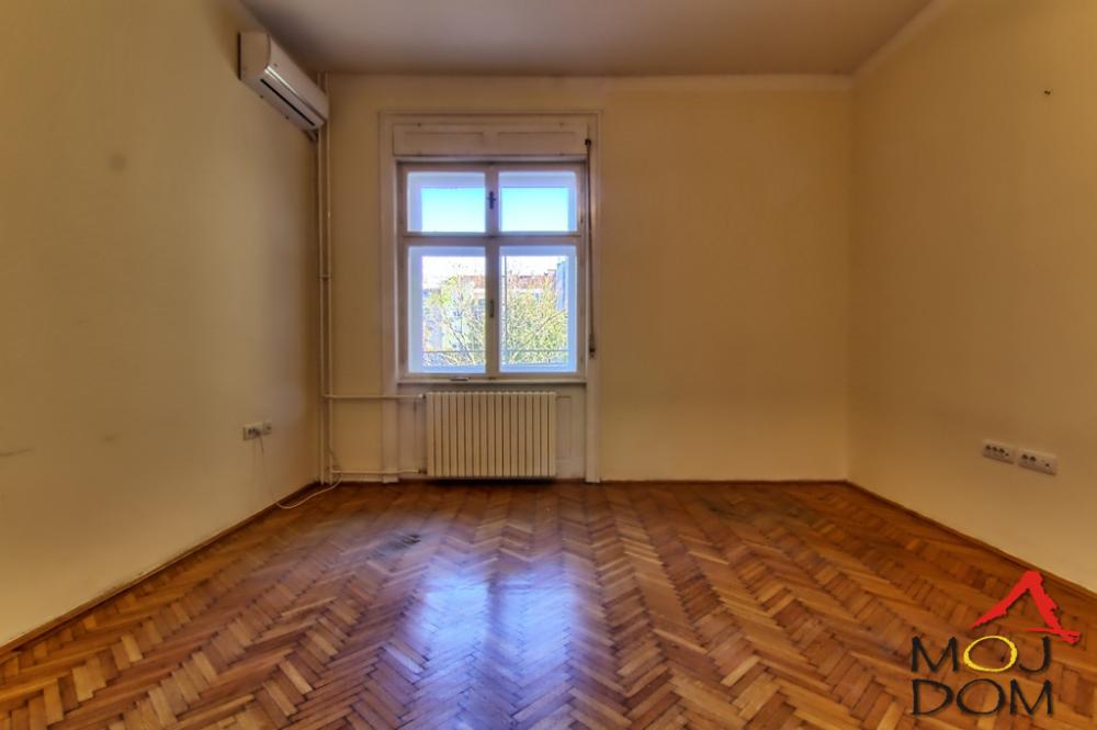 Slika 2 - Stan,NOVI SAD,CENTAR,kv: 118, € 292000, ID: 1027205