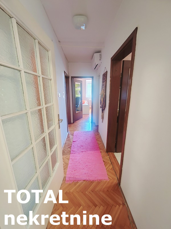 Slika 5 - Stan,NOVI SAD,BULEVAR PATRIJARHA PAVLA,kv: 92.00, € 184000, ID: 1100974