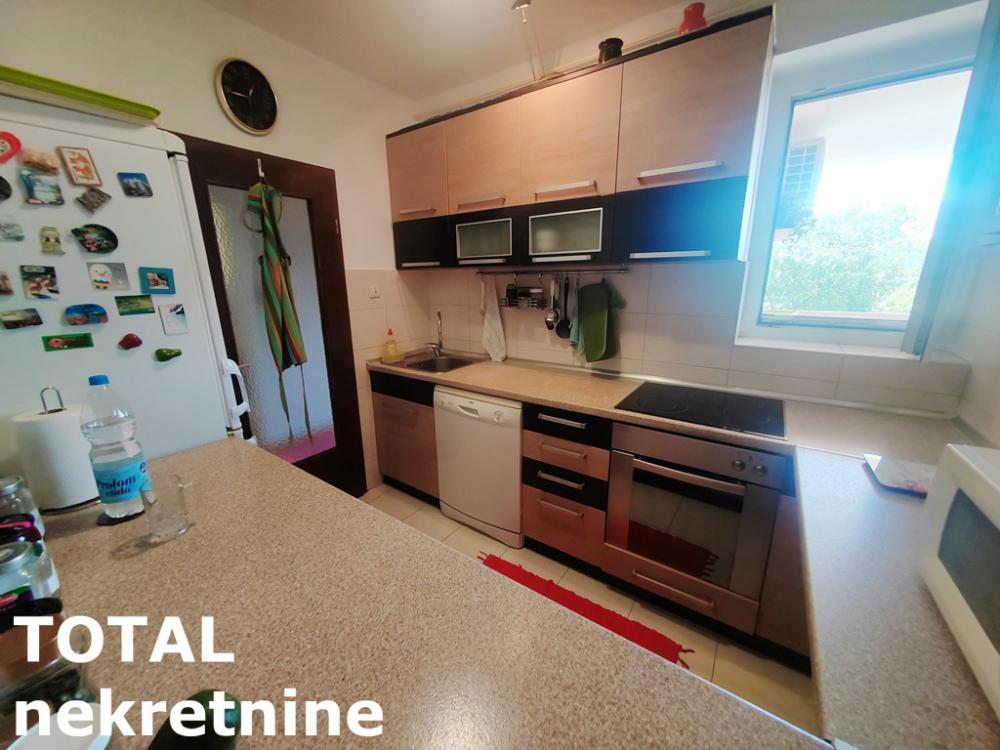 Slika 7 - Stan,NOVI SAD,BULEVAR PATRIJARHA PAVLA,kv: 92.00, € 184000, ID: 1100974