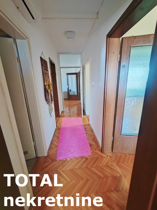Slika 9 - Stan,NOVI SAD,BULEVAR PATRIJARHA PAVLA,kv: 92.00, € 184000, ID: 1100974