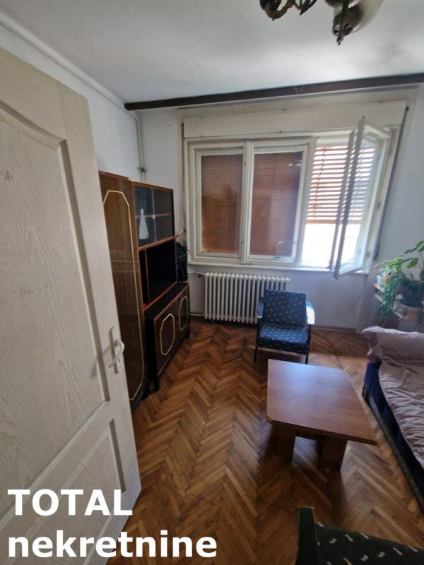 Slika 4 - Stan,NOVI SAD,CENTAR,kv: 74.00, € 178000, ID: 1100927