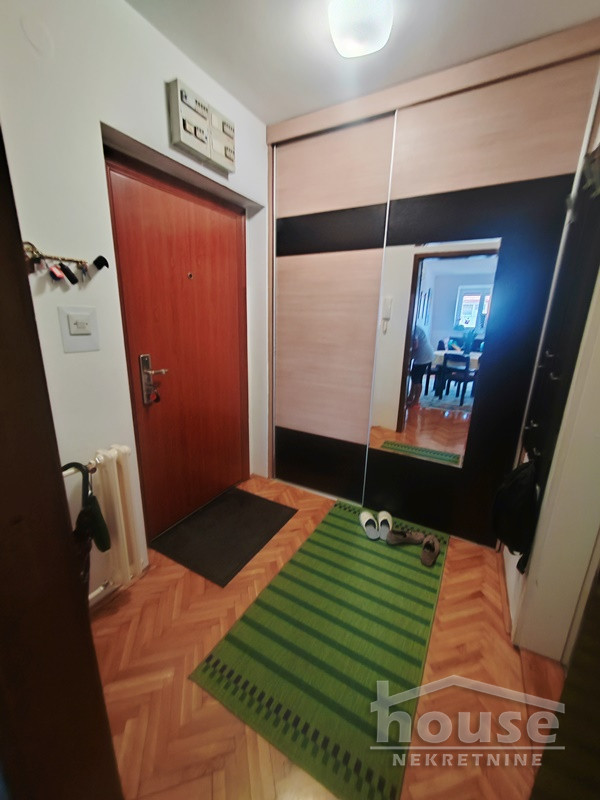 Slika 3 - Stan,NOVI SAD,BULEVAR PATRIJARHA PAVLA,kv: 92.00, € 184000, ID: 1064126