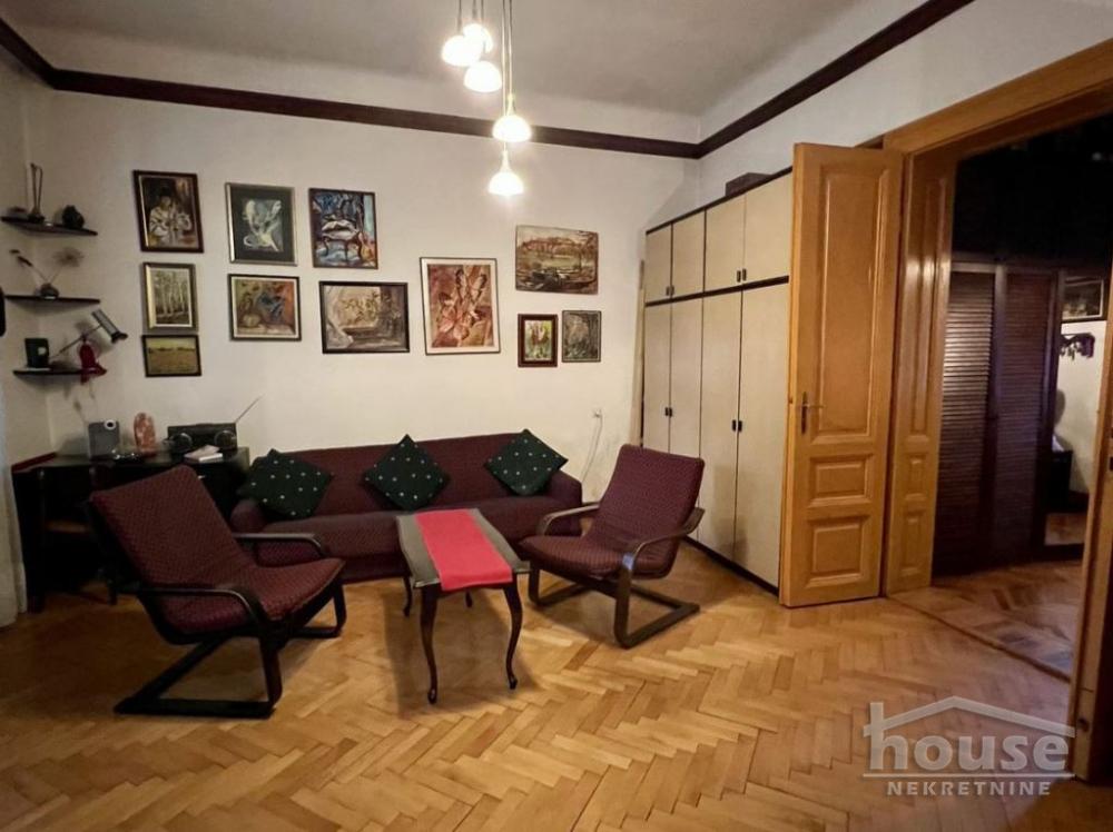 Slika 3 - Stan,PETROVARADIN,PETROVARADIN,kv: 71.00, € 118450, ID: 1064109