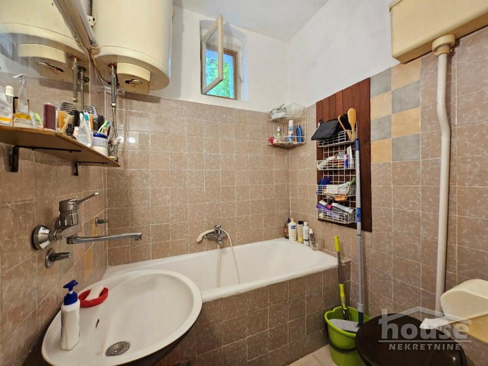 Slika 9 - Stan,PETROVARADIN,PETROVARADIN,kv: 71.00, € 118450, ID: 1064109