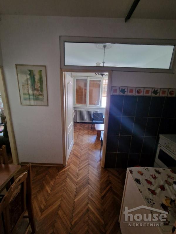 Slika 4 - Stan,NOVI SAD,CENTAR,kv: 74.00, € 178000, ID: 1064079