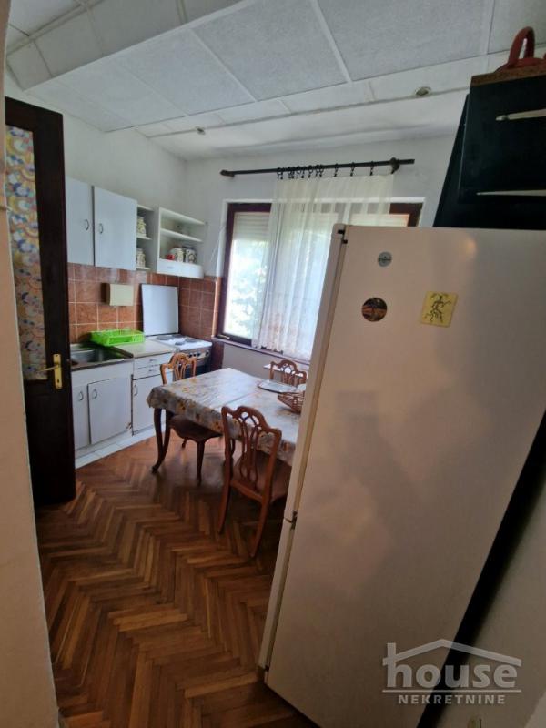 Slika 10 - Stan,NOVI SAD,CENTAR,kv: 74.00, € 178000, ID: 1064079