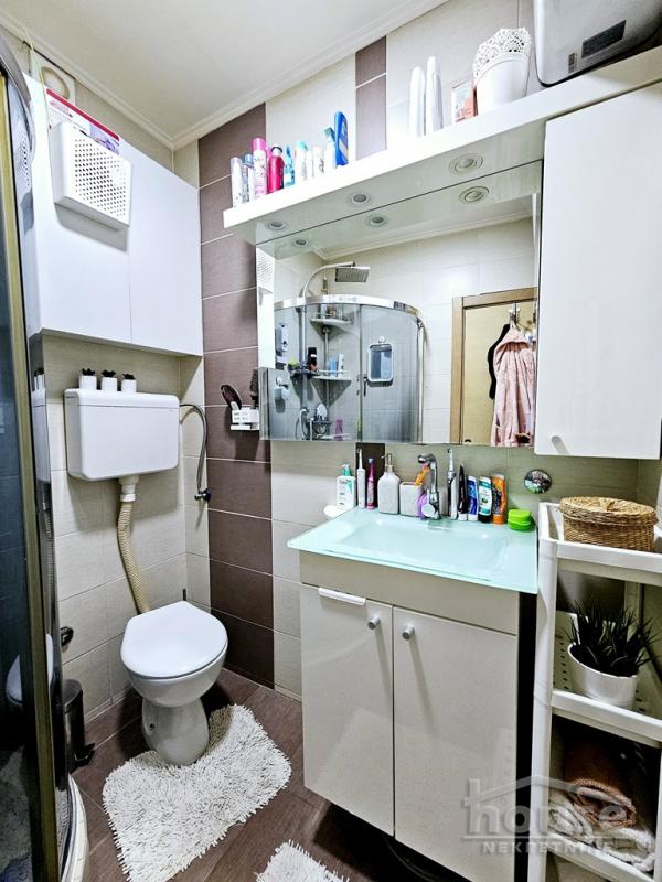 Slika 11 - Stan,NOVI SAD,ADICE,kv: 58.00, € 133900, ID: 1064119