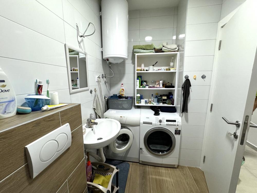 Slika 5 - Stan,NOVI SAD,ADICE,kv: 34, € 74500, ID: 1019203