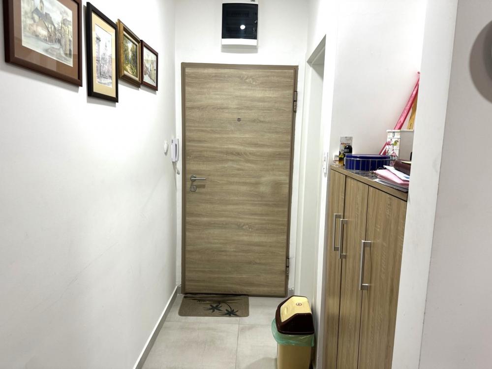 Slika 4 - Stan,NOVI SAD,ADICE,kv: 34, € 74500, ID: 1019203