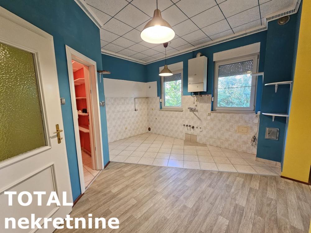 Slika 3 - Stan,NOVI SAD,TELEP,kv: 84.00, € 175000, ID: 1100985