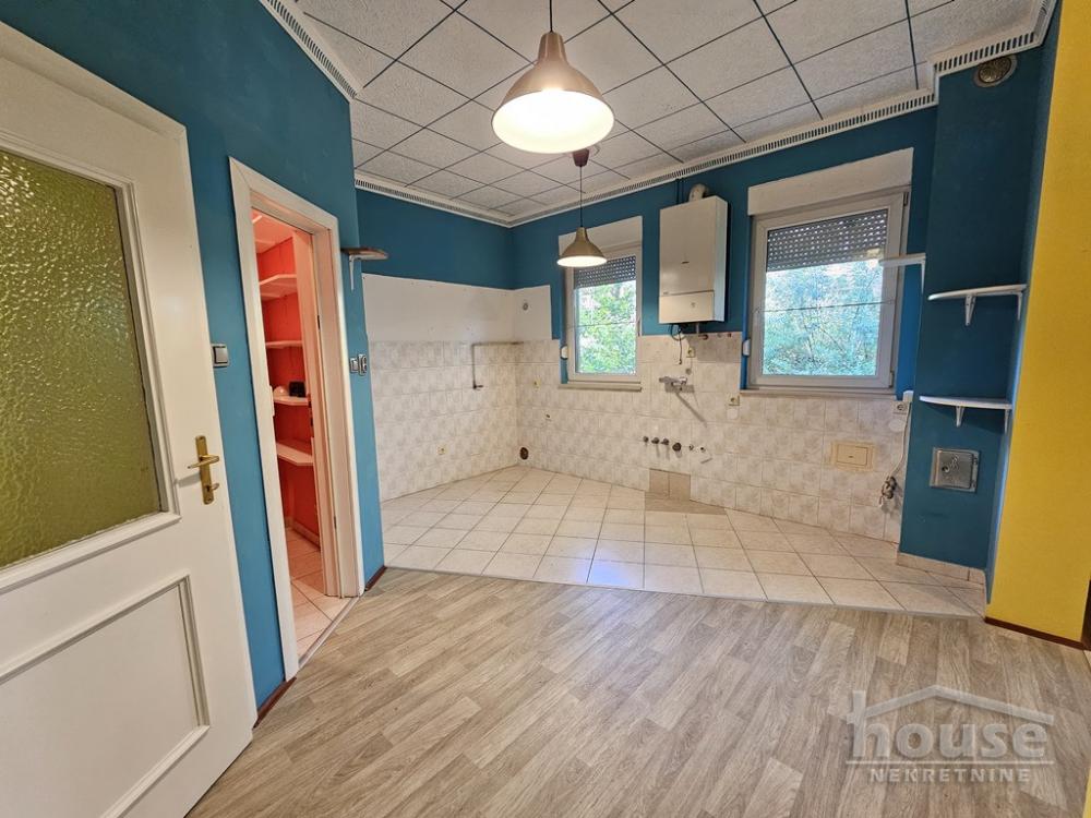 Slika 3 - Stan,NOVI SAD,TELEP,kv: 84.00, € 175000, ID: 1064137