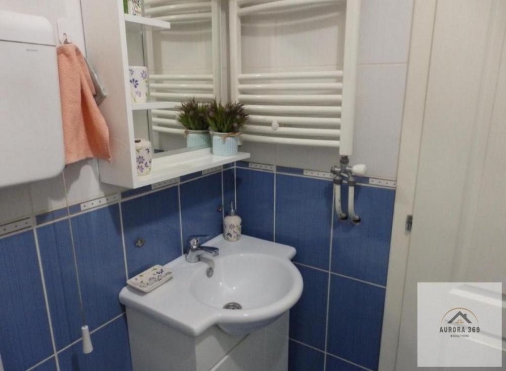 Slika 5 - PRODAJE SE KOMPLETNO NAMEŠTEN KOMFORAN DVOSOBAN STAN U NOVOM SADU- TELEP