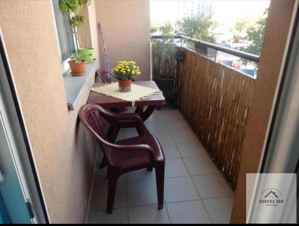 Slika 7 - PRODAJE SE KOMPLETNO NAMEŠTEN KOMFORAN DVOSOBAN STAN U NOVOM SADU- TELEP