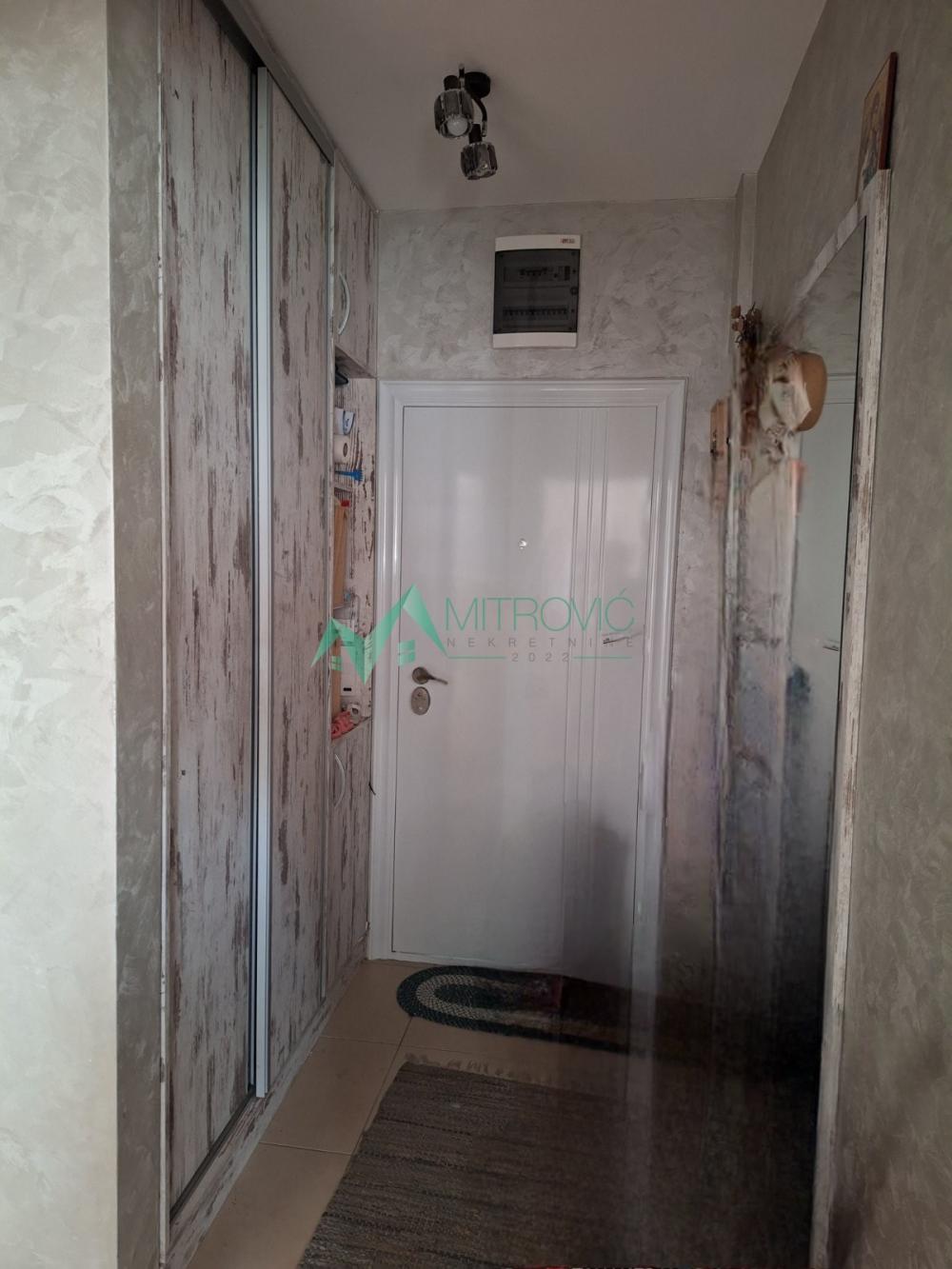 Slika 11 - Bulevar p. Pavla, 53m2. Trosobаn stan. 