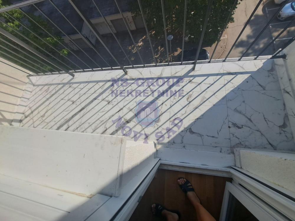 Slika 0 - Dvoiposoban stan na Staroj Detelinari 