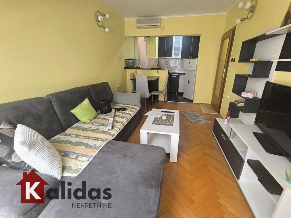 Slika 3 - Stan,NOVI SAD,BETANIJA,kv: 40, € 107100, ID: 1007931