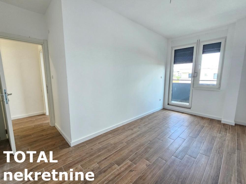 Slika 4 - Stan,NOVI SAD,TELEP,kv: 115.00, € 271850, ID: 1100083