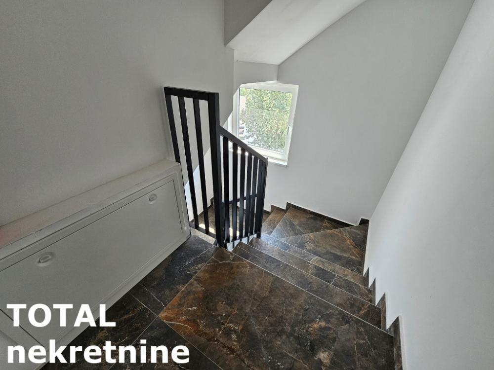 Slika 11 - Stan,NOVI SAD,TELEP,kv: 115.00, € 271850, ID: 1100083