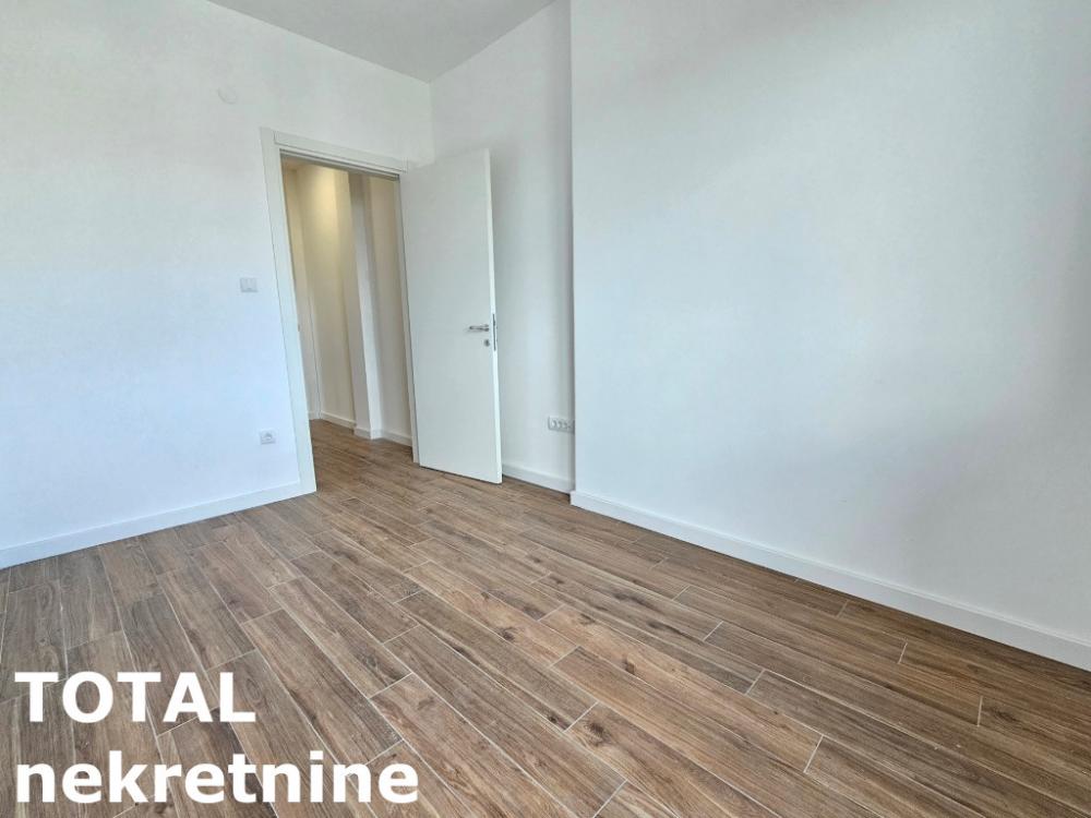 Slika 6 - Stan,NOVI SAD,TELEP,kv: 115.00, € 271850, ID: 1100083