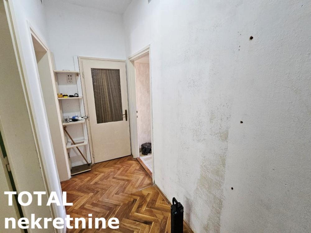 Slika 3 - Stan,NOVI SAD,GRBAVICA,kv: 65.00, € 220000, ID: 1099582