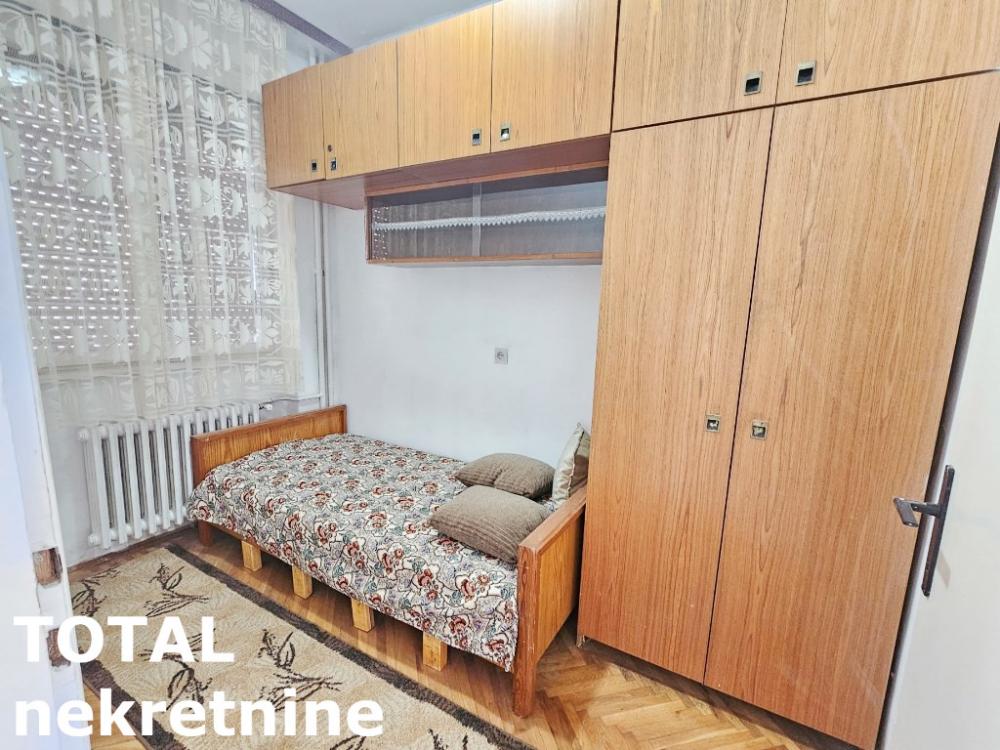 Slika 8 - Stan,NOVI SAD,GRBAVICA,kv: 65.00, € 220000, ID: 1099582
