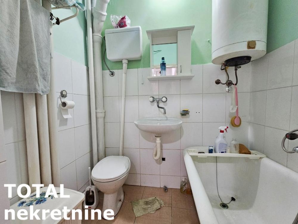 Slika 11 - Stan,NOVI SAD,GRBAVICA,kv: 65.00, € 220000, ID: 1099582