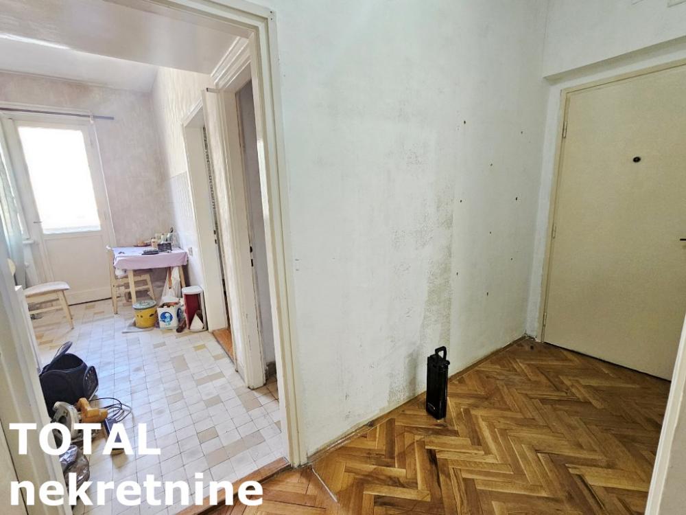 Slika 2 - Stan,NOVI SAD,GRBAVICA,kv: 65.00, € 220000, ID: 1099582