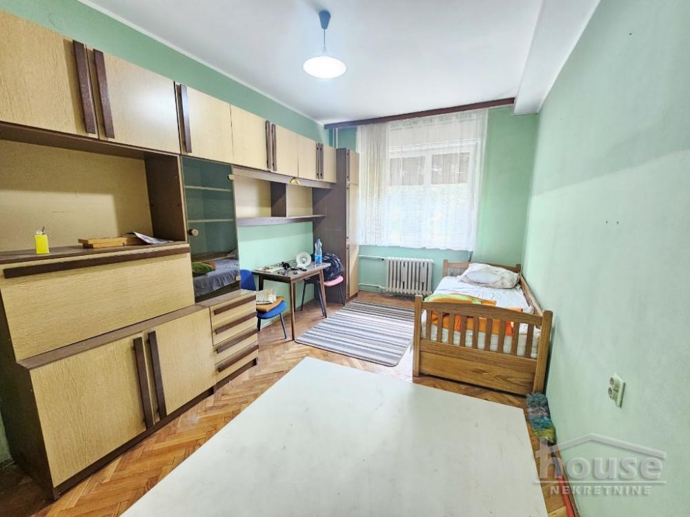 Slika 10 - Stan,NOVI SAD,GRBAVICA,kv: 65.00, € 220000, ID: 1062734