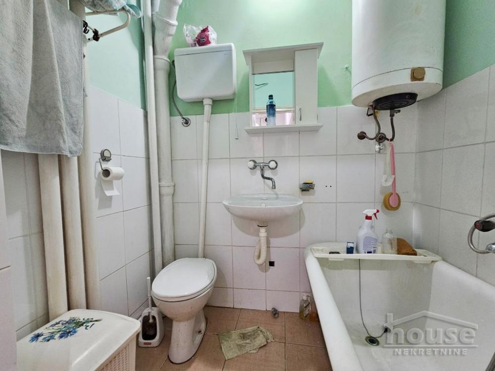 Slika 11 - Stan,NOVI SAD,GRBAVICA,kv: 65.00, € 220000, ID: 1062734