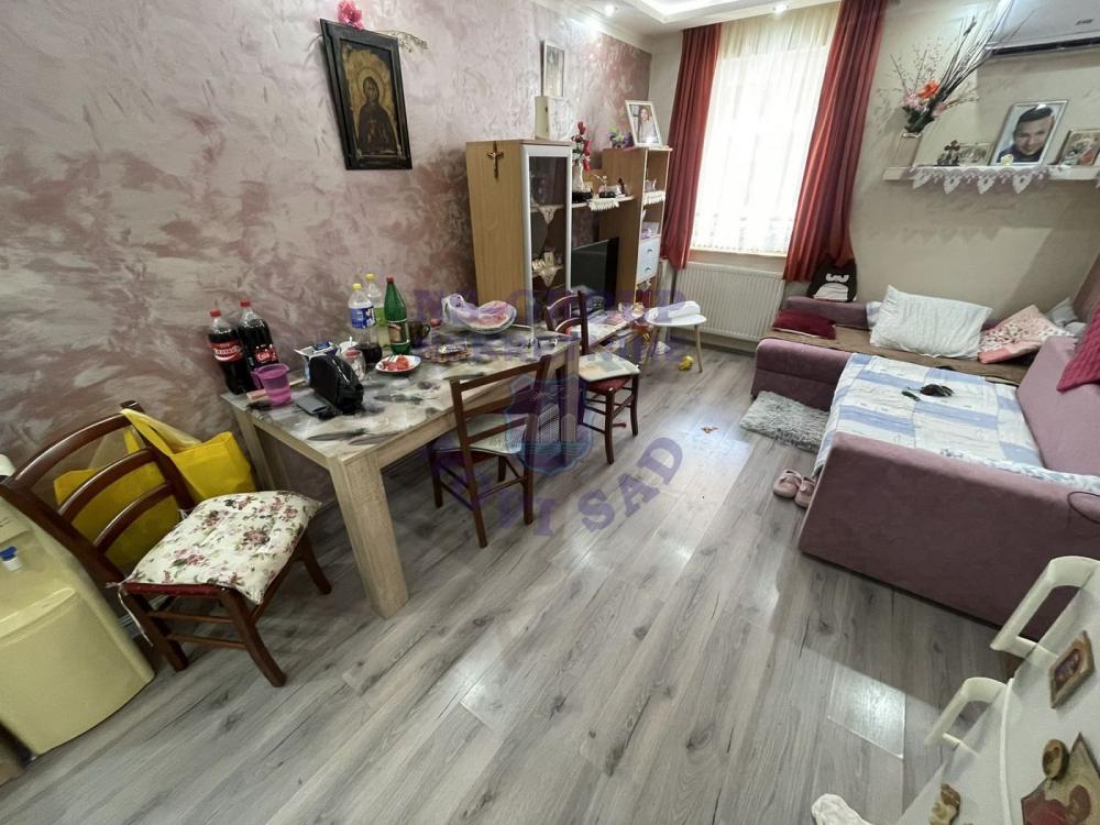 Slika 4 - Jednoiposoban, 28m2, Telep Novi Sad