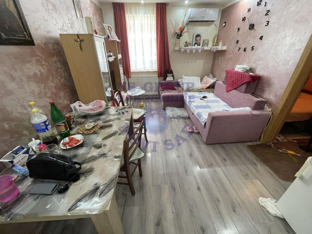 Slika 5 - Jednoiposoban, 28m2, Telep Novi Sad