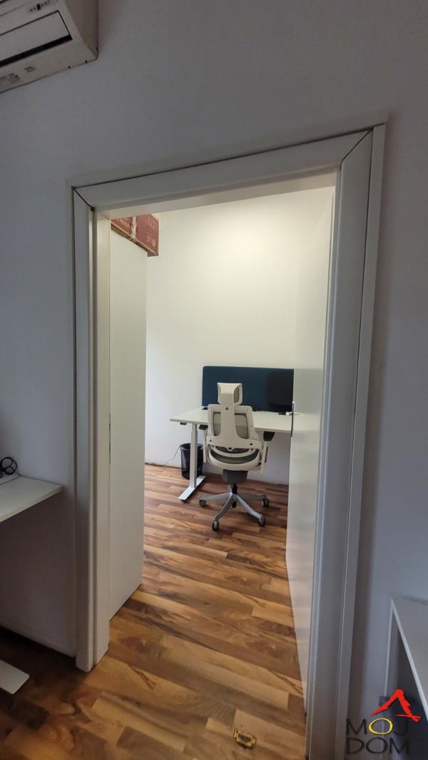 Slika 5 - Stan,NOVI SAD,CENTAR,kv: 131, € 463500, ID: 1030836