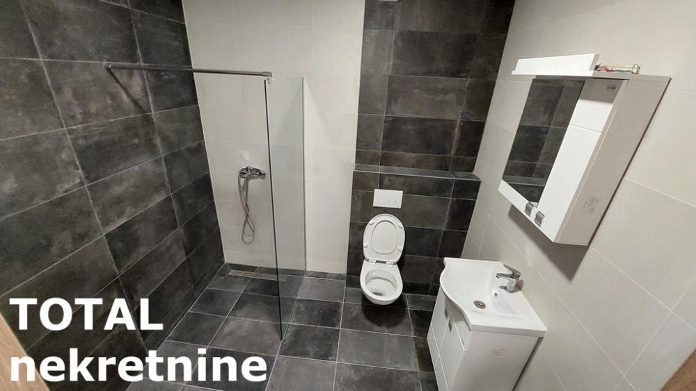 Slika 8 - Stan,PETROVARADIN,ALIBEGOVAC,kv: 78.00, € 165000, ID: 1101010