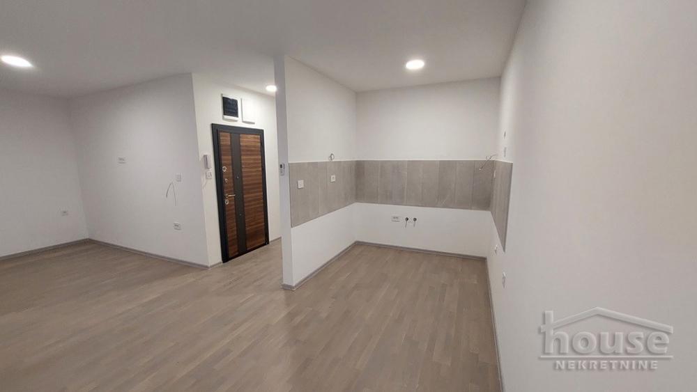 Slika 4 - Stan,PETROVARADIN,ALIBEGOVAC,kv: 78.00, € 165000, ID: 1064162