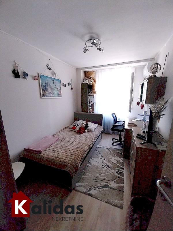 Slika 2 - Stan,NOVI SAD,GRBAVICA,kv: 47, € 128750, ID: 1007936