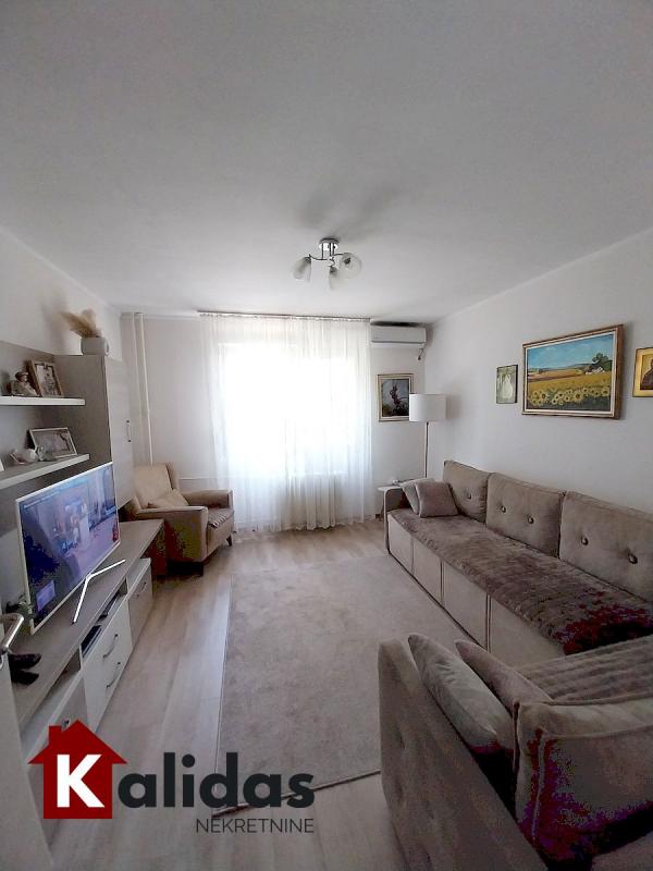 Slika 1 - Stan,NOVI SAD,GRBAVICA,kv: 47, € 128750, ID: 1007936
