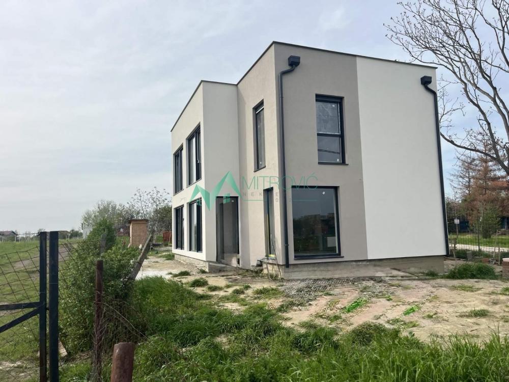 Glavna slika -MODERNA TOWNHOUSE KUĆA – VAŠ NOVI DOM