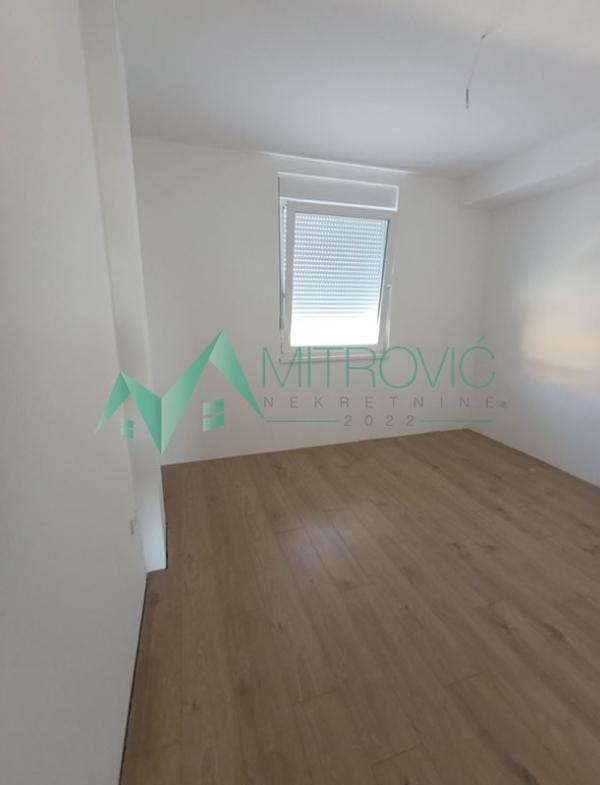 Slika 6 - Nov petosoban stan u Veterniku ODLIČNA CENA!! SA PDV!  