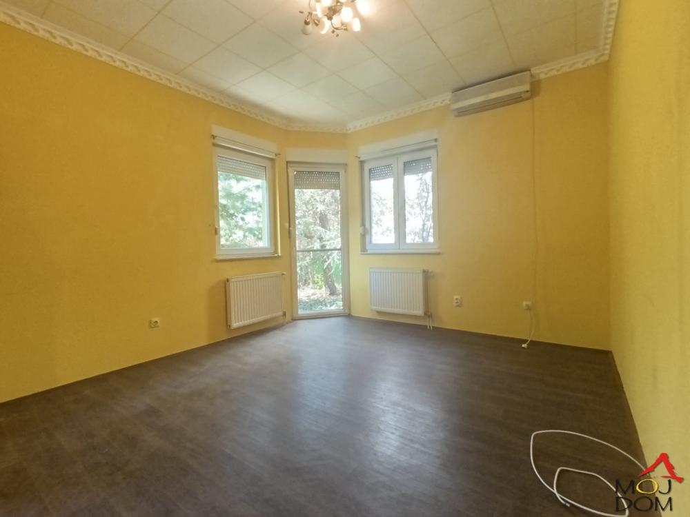 Slika 1 - Stan,NOVI SAD,TELEP,kv: 84, € 185400, ID: 1030840